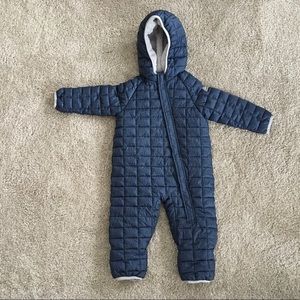 Snozu 18 month snowsuit one piece, EUC